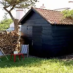 Hébergement de vacances Maison Rénovée Près Plage, 6 Couchages, Terrasse, Bbq, Parking, Internet Inclus - Fr-1-224b-588 Noirmoutier-en-l'Île