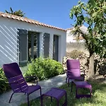 Maison Rénovée Près Plage, 6 Couchages, Terrasse, Bbq, Parking, Internet Inclus - Fr-1-224b-588