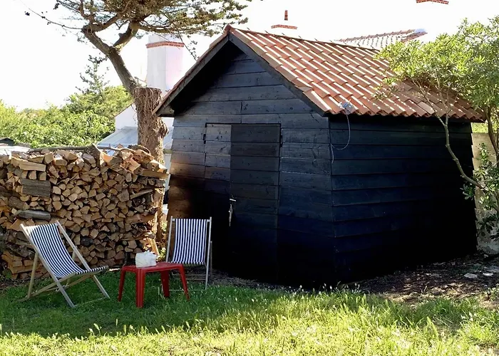 Сasa de vacaciones Maison Rénovée Près Plage, 6 Couchages, Terrasse, Bbq, Parking, Internet Inclus - Fr-1-224b-588 Noirmoutier-en-l'Île